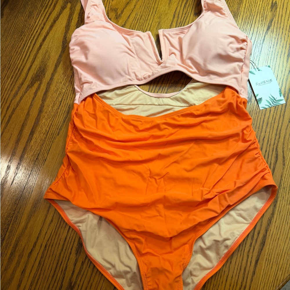 Ladies XXL Pinkā and Orange Cutout Swimsuit NEW